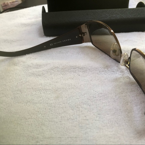 Channel sunglasses - Picture 11 of 16